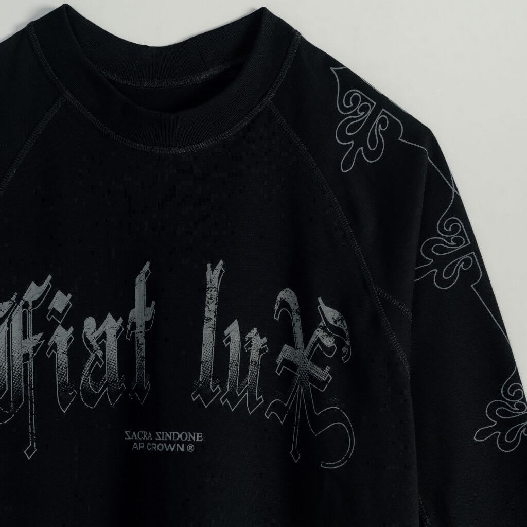 AP CROWN FIAT LUX SANCTUS BLACK PULLOVER MANGA LARGA OVERSIZE NEGRO