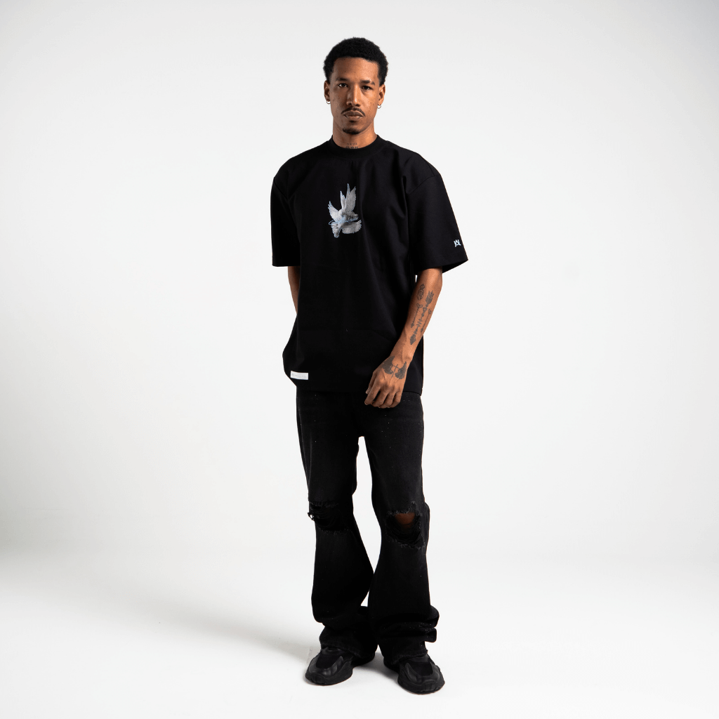 AURUM METROPOLIS III PIGEONS 2.0 CAMISETA SEMI OVERSIZED NEGRA