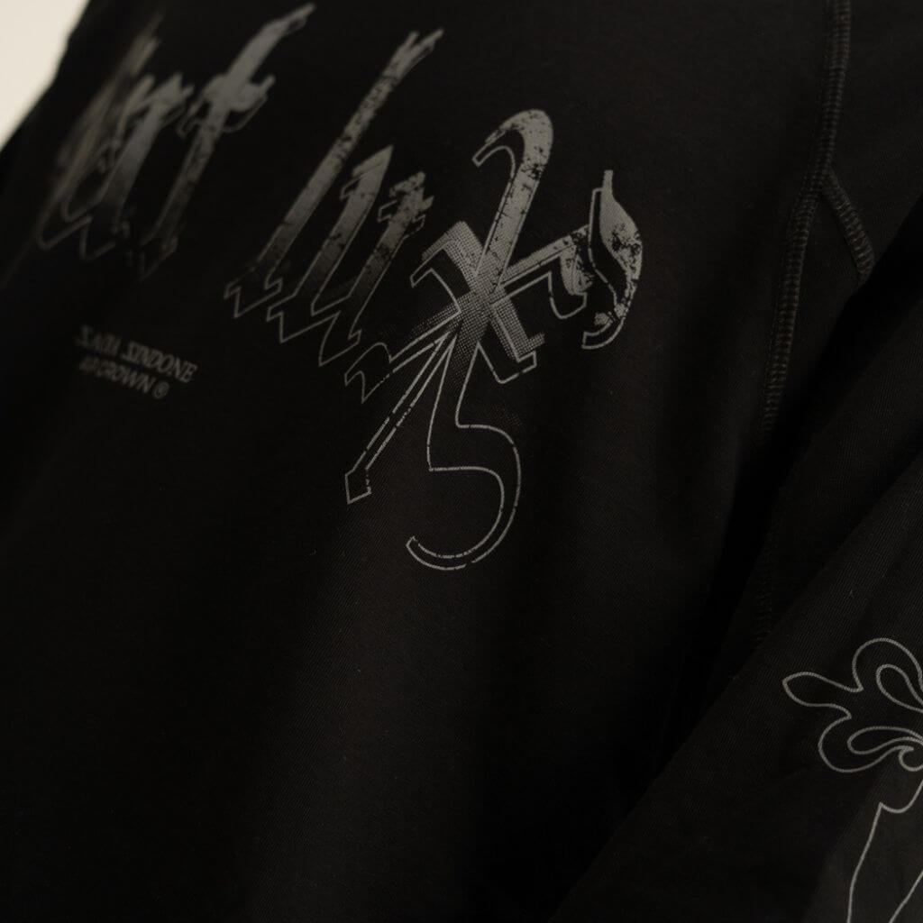 AP CROWN FIAT LUX SANCTUS BLACK PULLOVER MANGA LARGA OVERSIZE NEGRO