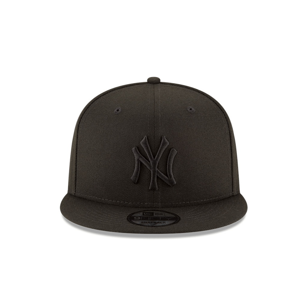 NEW ERA 9FIFTY MLB NY YANKEES GORRA MVP CLASICA AJUSTABLE NEGRA LOGO NEGRO