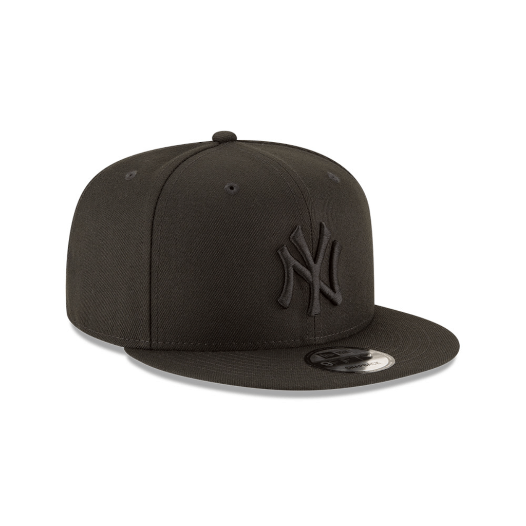 NEW ERA 9FIFTY MLB NY YANKEES GORRA MVP CLASICA AJUSTABLE NEGRA LOGO NEGRO