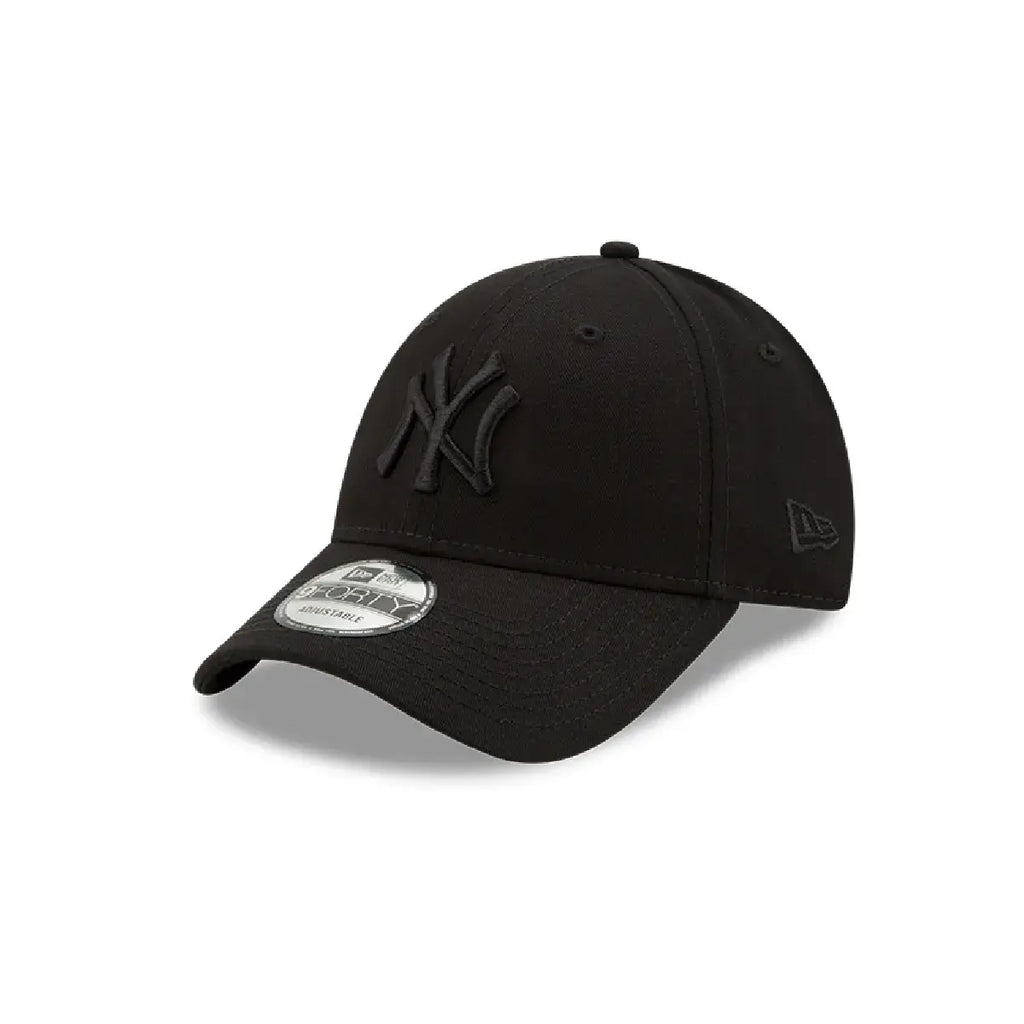 NEW ERA 9FORTY MLB NEW YORK YANKEES BLACK ON BLACK GORRA AJUSTABLE NEGRA