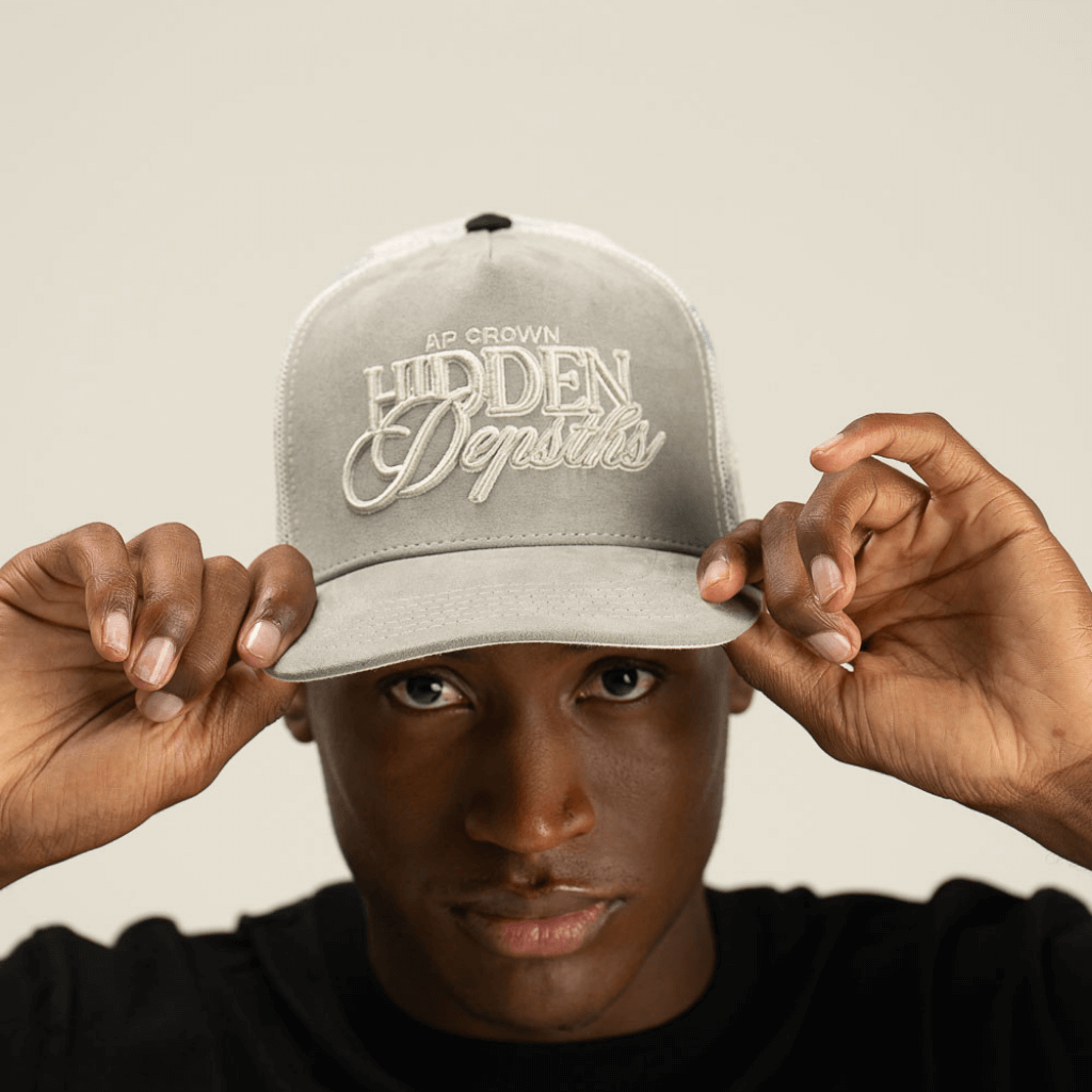 AP CROWN HIDDEN DEPTHS NACRE GORRA  GRIS