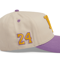 KINGS BRED THE MAMBA 8/24 GORRA AJUSTABLE BEIGE / MORADA