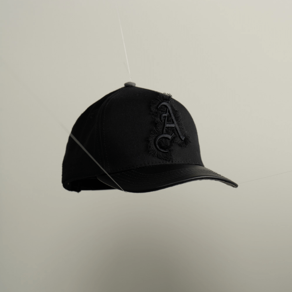 AP CROWN HIDDEN DEPTHS ECLIPSE GORRA  NEGRA