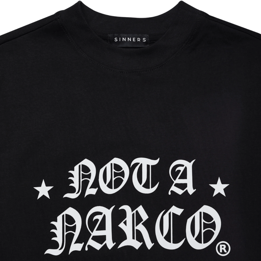 SINNERS NOT A NARCO STAR CAMISETA OVERSIZED NEGRA