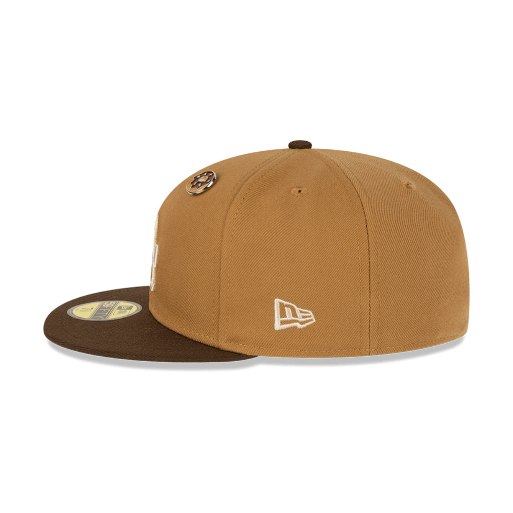 NEW ERA 59FIFTY MLB LOS ANGELES DODGERS DOUGHNUT PIN GORRA CERRADA BEIGE