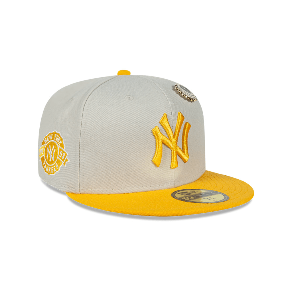 NEW ERA 59FIFTY MLB NEW YORK YANKEES BEERPACK PIN GORRA CERRADA BEIGE