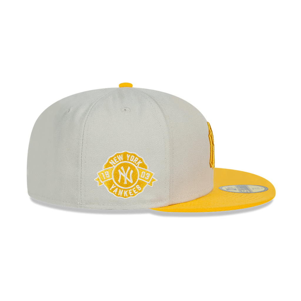NEW ERA 59FIFTY MLB NEW YORK YANKEES BEERPACK PIN GORRA CERRADA BEIGE