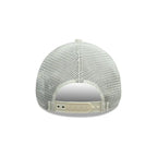 NEW ERA 9FORTY A FRAME MLB NEW YORK YANKEES METAL BADGE GORRA CAMIONERA AJUSTABLE BLANCA