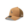 NEW ERA 9FORTY A FRAME MLB LOS ANGELES DODGERS METAL BADGE GORRA CAMIONERA AJUSTABLE BEIGE