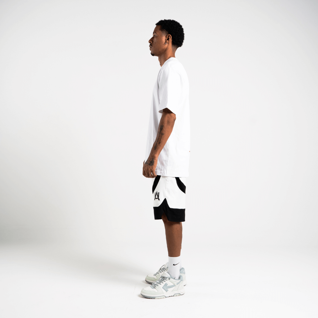 AURUM METROPOLIS III AURUM SIGNATURE CAMISETA SEMI OVERSIZED BLANCA