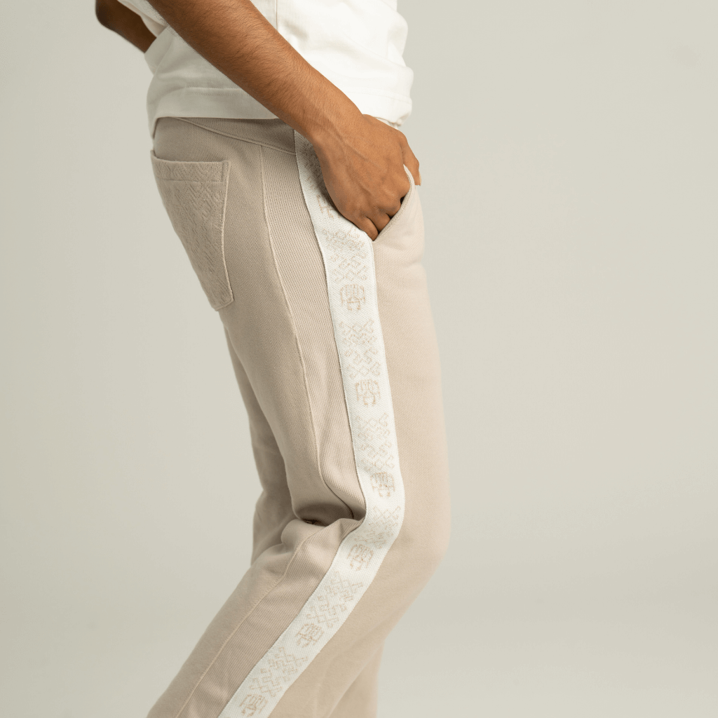 AP CROWN HILOS SAGRADOS UMUN PANTALON ARENA