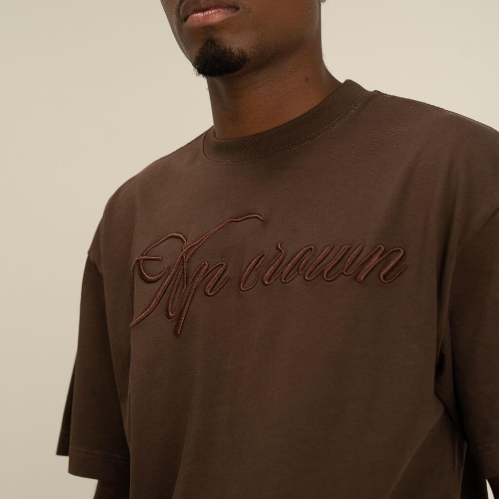 AP CROWN FIAT LUX CRUX BROWN CAMISETA OVERSIZE CAFE