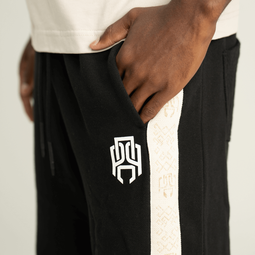 AP CROWN HILOS SAGRADOS APY PANTALON NEGRO