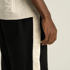 AP CROWN HILOS SAGRADOS APY PANTALON NEGRO