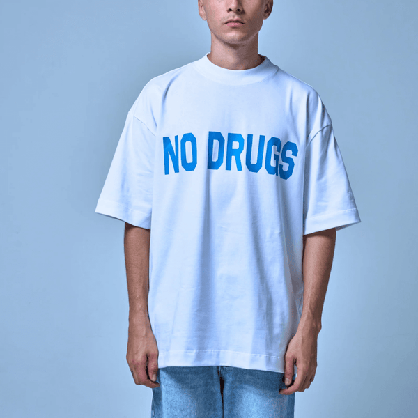 SINNERS NO DRUGS CAMISETA OVERSIZED BLANCA