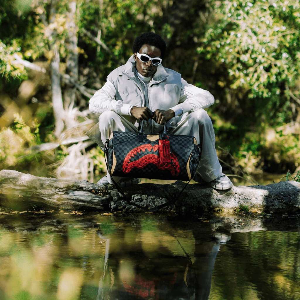 DUFFLE SPRAYGROUND EVIL TRIPLE DECKER