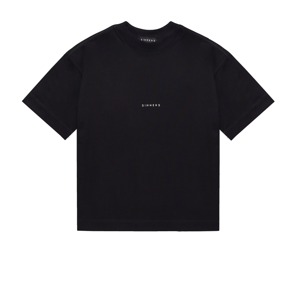 SINNERS CENTER LOGO CAMISETA BOXY NEGRA