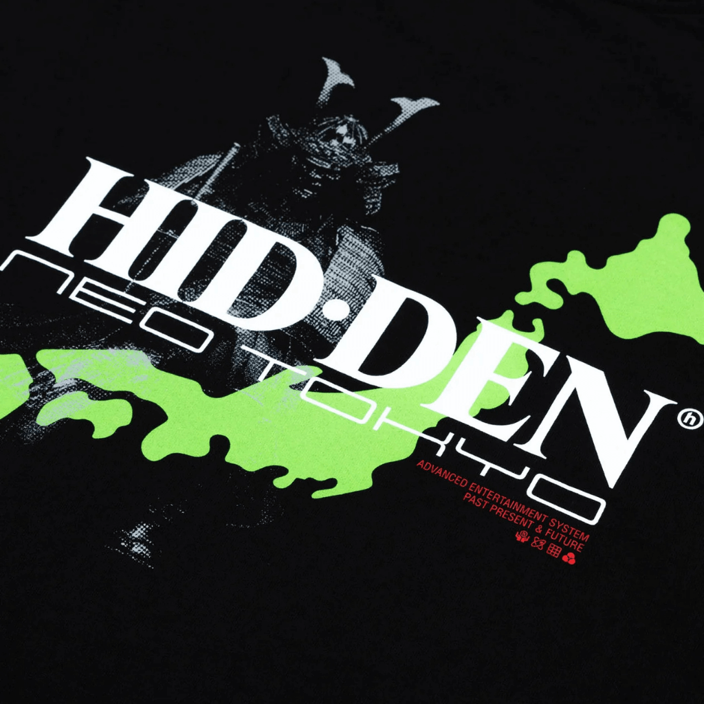 HIDDEN NEO TOKYO CAMISETA NEGRA