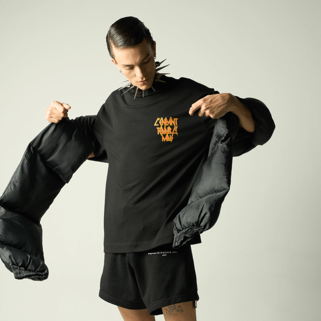 SINNERS FREE JESUS DEF SINNERS CAMISETA OVERSIZE NEGRA