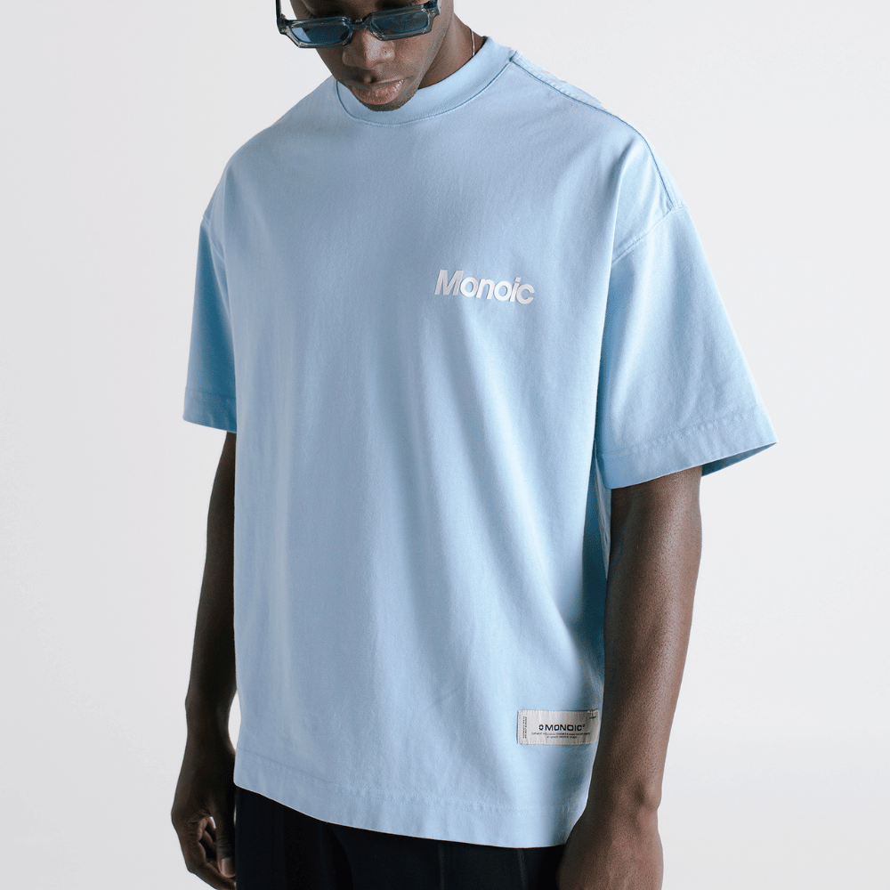 MONOIC SUNSET DREAMS LOGO CAMISETA  BOXY FIT AZUL CLARO