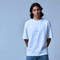 SINNERS CENTER LOGO CAMISETA BOXY BLANCA