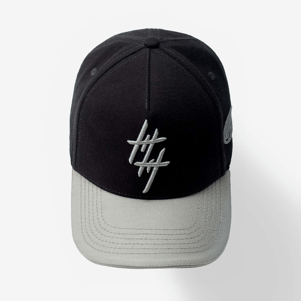 CULTUREWISE TWO STROKE SAINTS GORRA AJUSTABLE BASICA BEIGE NEGRA