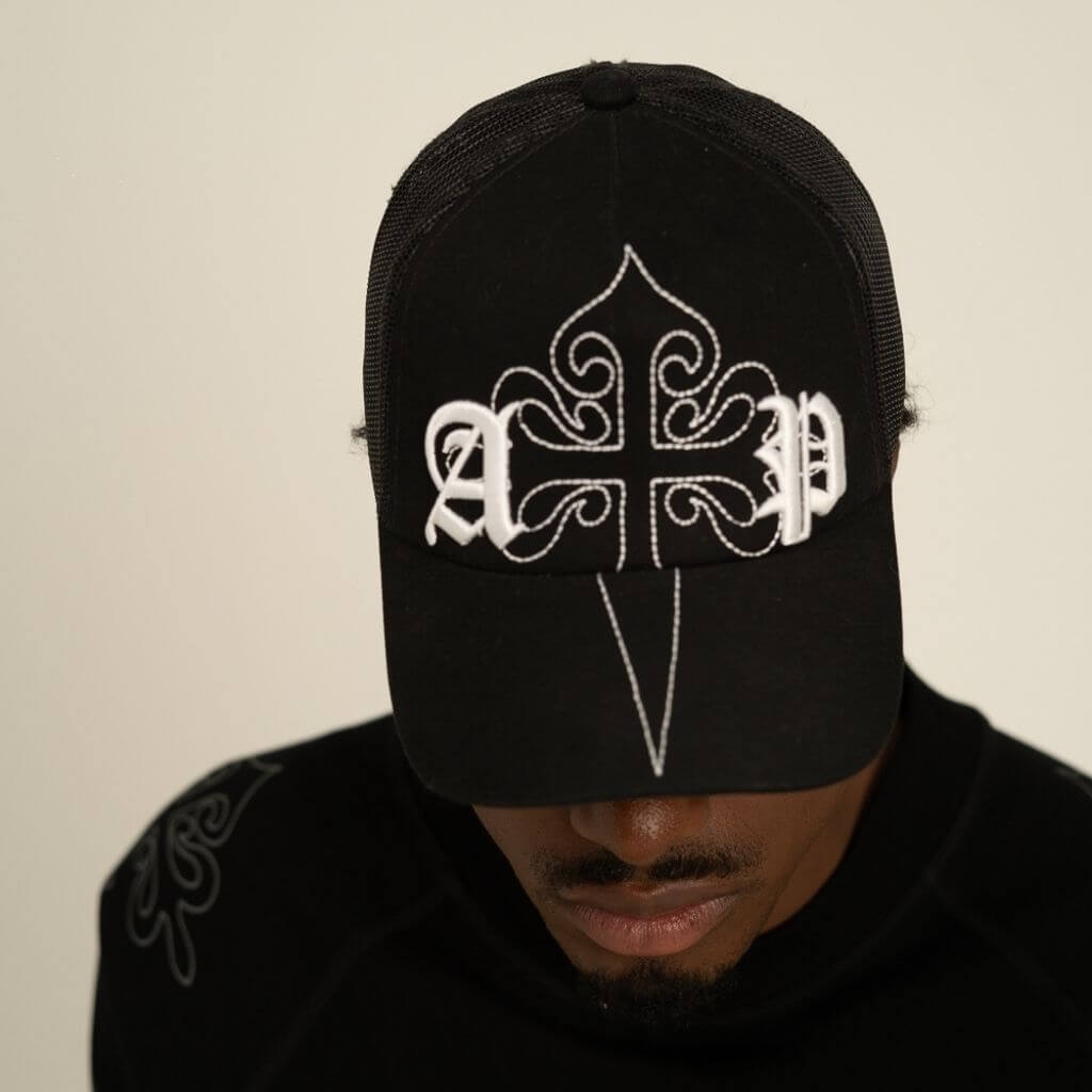 AP CROWN FIAT LUX ORATIO GORRA CAMIONERA AJUSTABLE TRUCKER GRIS