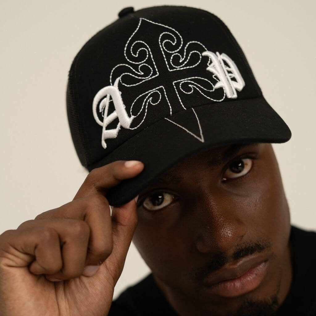 AP CROWN FIAT LUX ORATIO GORRA CAMIONERA AJUSTABLE TRUCKER GRIS