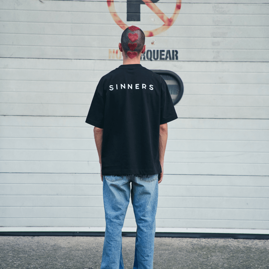 SINNERS GARMENTS LOGO CAMISETA OVERSIZE NEGRA