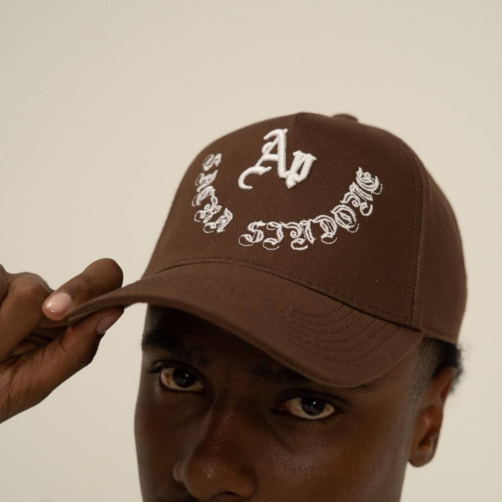 AP CROWN FIAT LUX SACRA GORRA AJUSTABLE ALL OVER CAFE