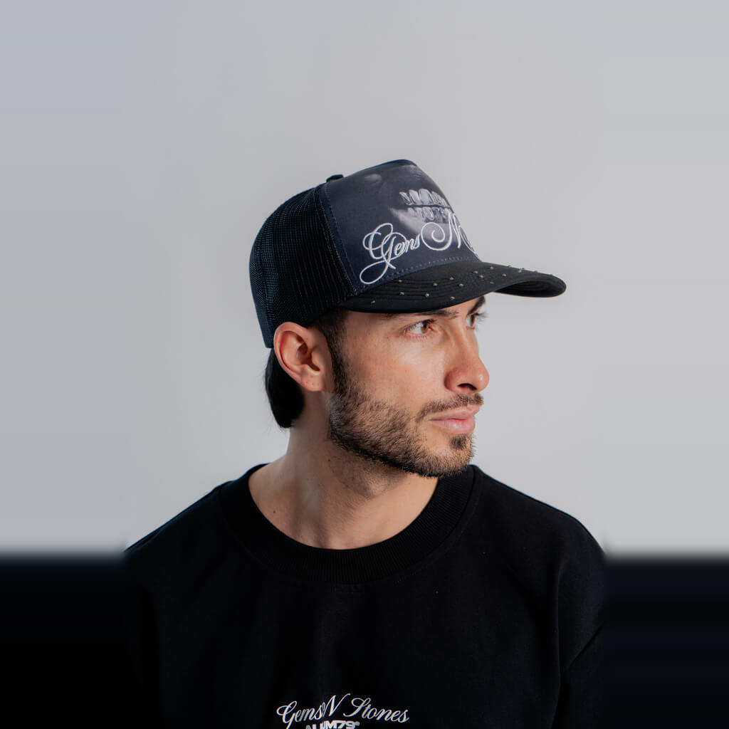 AURUM GEMS & STONES GRILLZ TRUCKER GORRA AJUSTABLE NEGRA