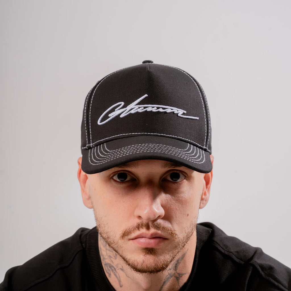 AURUM TIMELESS SIGNATURE GORRA AJUSTABLE NEGRA