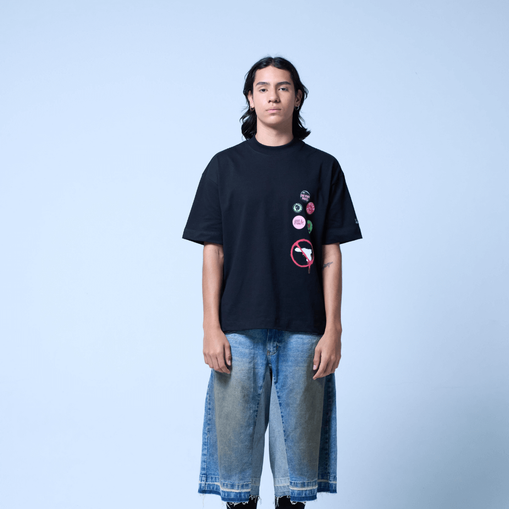 SINNERS STAMPS CAMISETA OVERSIZED NEGRA