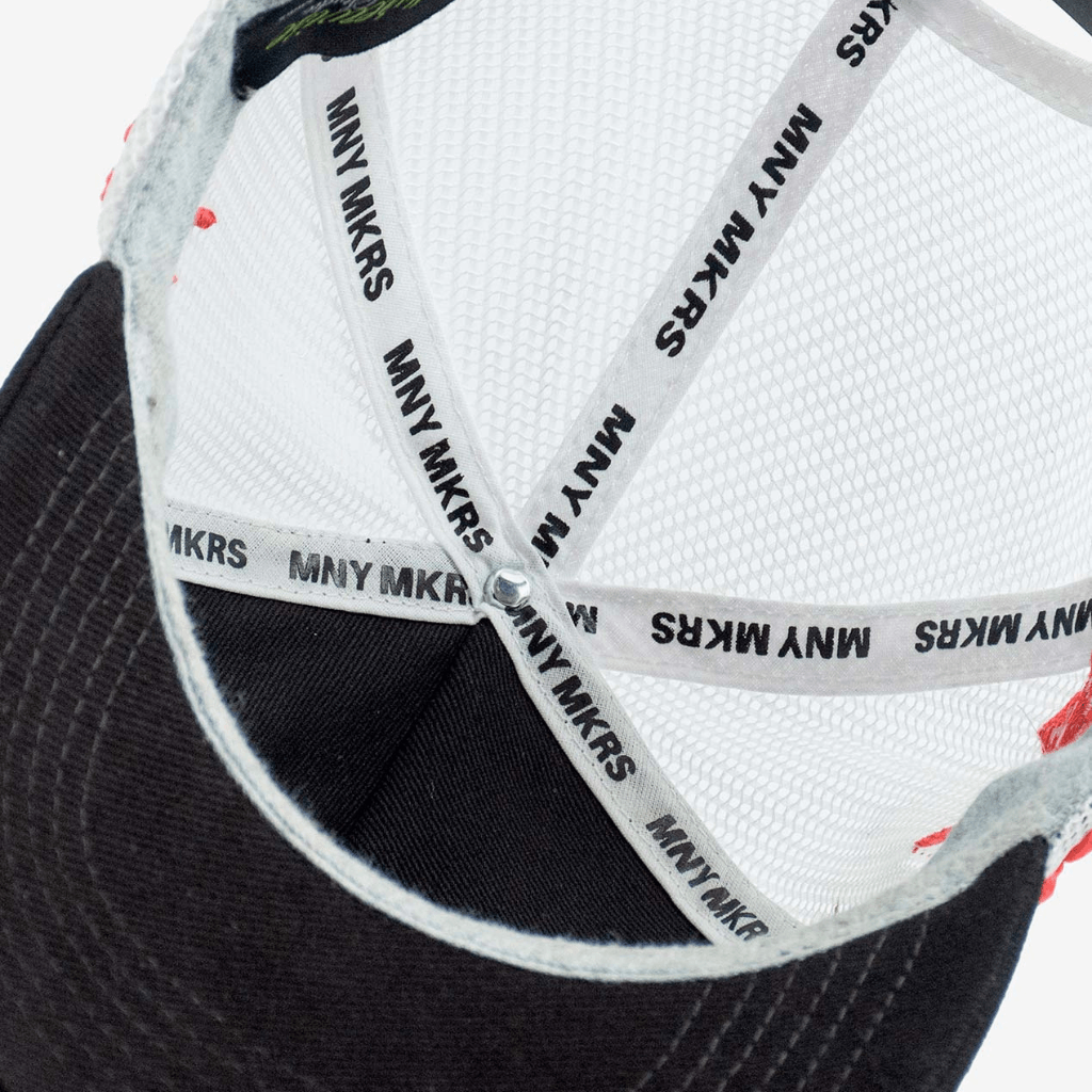 CULTUREWISE TWO STROKE SAINTS GORRA AJUSTABLE TRUCKER NEGRA