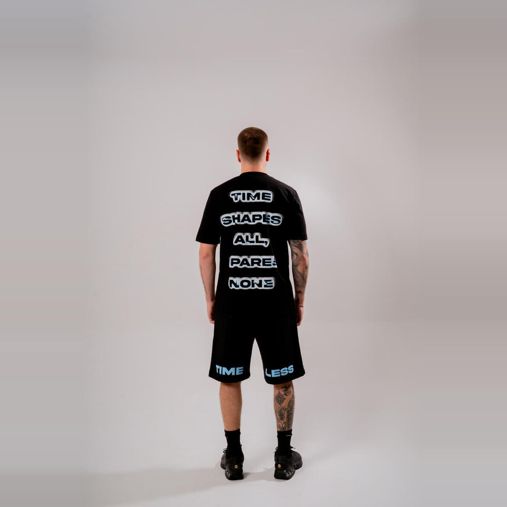 AURUM TIMELESS TIME SHAPES CAMISETA SEMIOVERSIZED NEGRA
