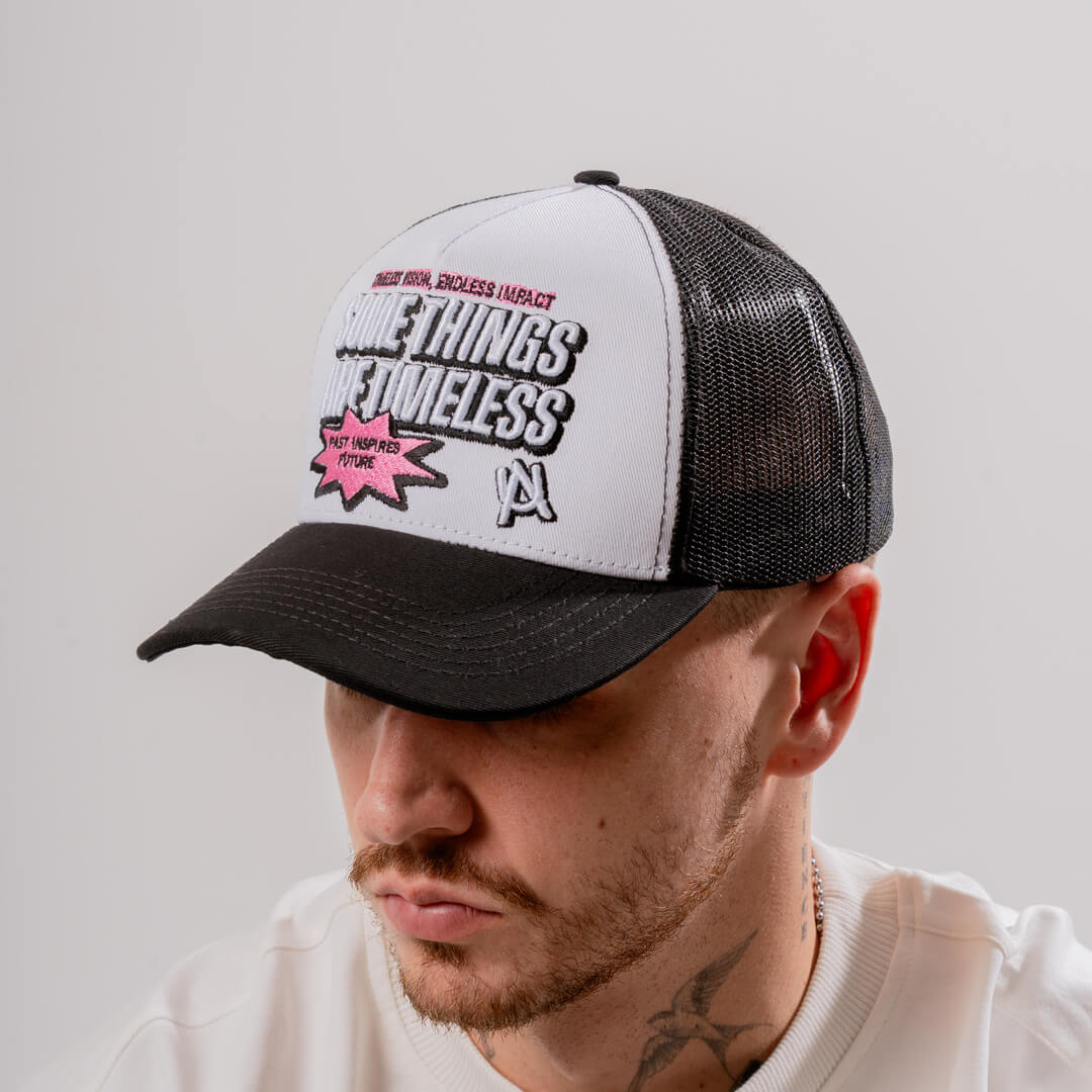 AURUM TIMELESS MAGAZINE GORRA AJUSTABLE BLANCA