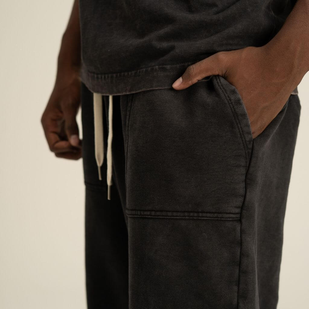 AP CROWN FIAT LUX PERPETUA JOGGER OVERSIZE NEGRO