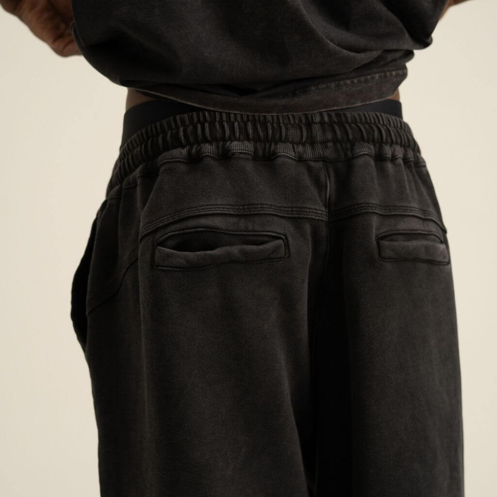 AP CROWN FIAT LUX PERPETUA JOGGER OVERSIZE NEGRO