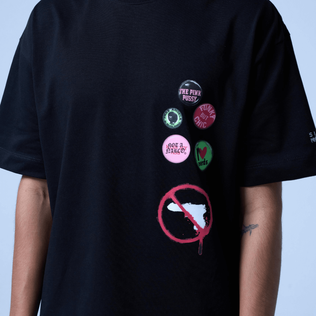 SINNERS STAMPS CAMISETA OVERSIZED NEGRA