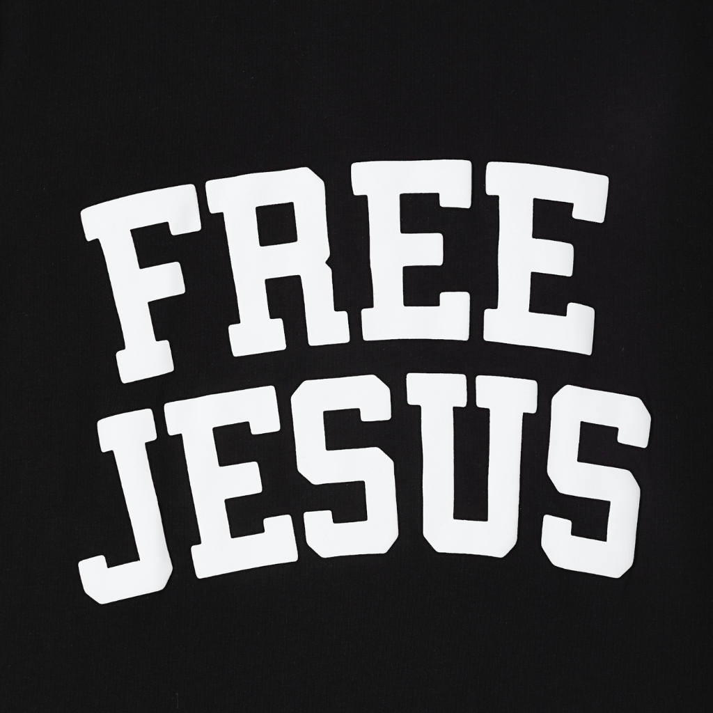 SINNERS FREE JESUS CAMISETA OVERSIZE NEGRA