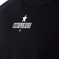 CULTUREWISE TWO STROKE SAINTS CAMISETA MANGA LARGA OVERSIZED RACING NEGRA