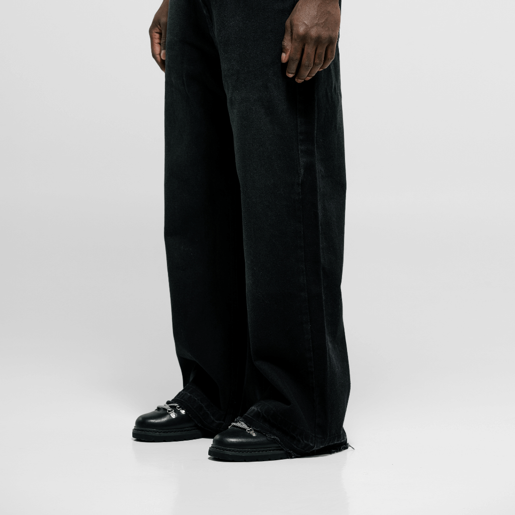 MONOIC TUTTO BENE I FLARED JEANS NEGRO DESGASTADO