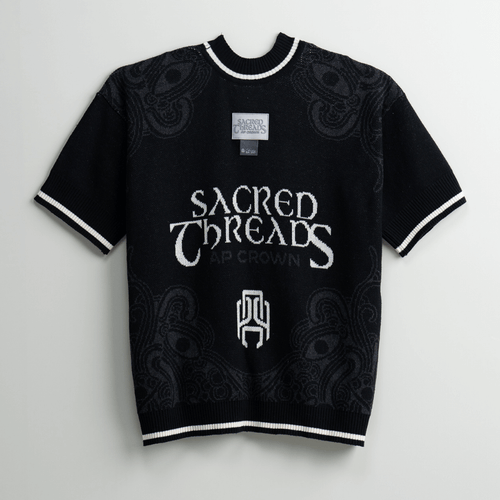 AP CROWN HILOS SAGRADOS ZOHA CAMISETA REGULAR NEGRA