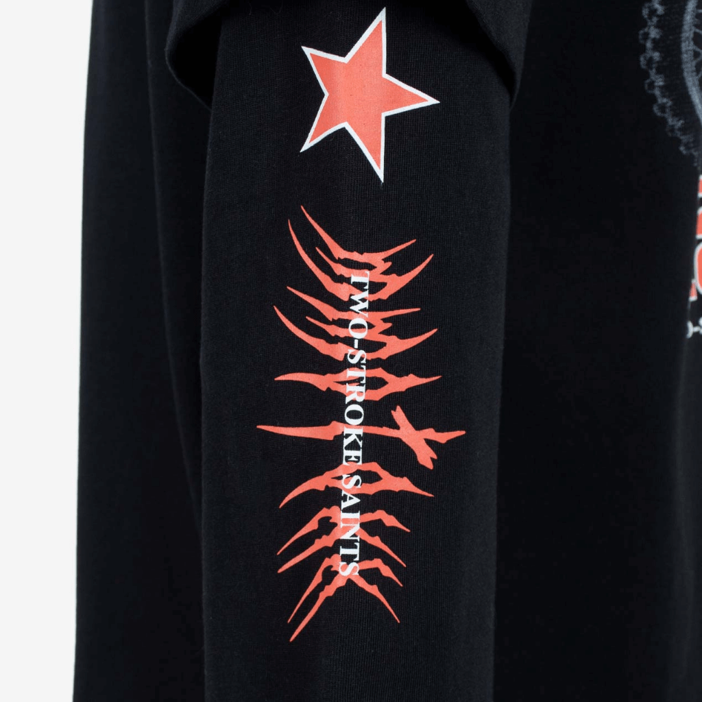 CULTUREWISE TWO STROKE SAINTS CAMISETA MANGA LARGA OVERSIZED RACING NEGRA