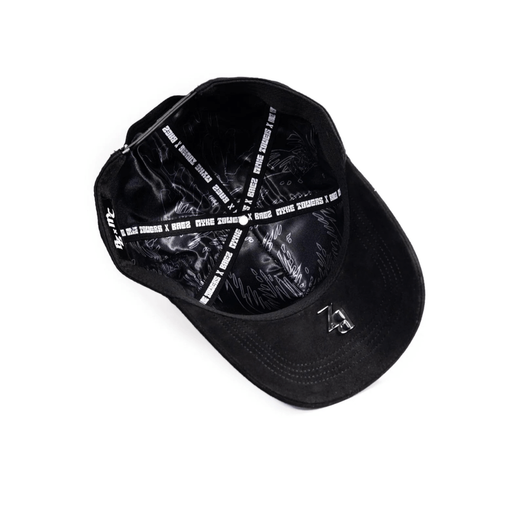 BAEZ x MIKE TOWERS "EASY MONEY BABY" GORRA AJUSTABLE NEGRA
