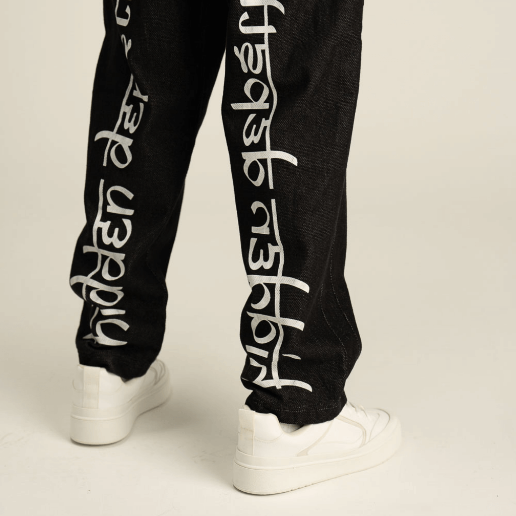AP CROWN HIDDEN DEPTHS NOCTURNE PANTALON JOGGER REGULAR FIT NEGRO