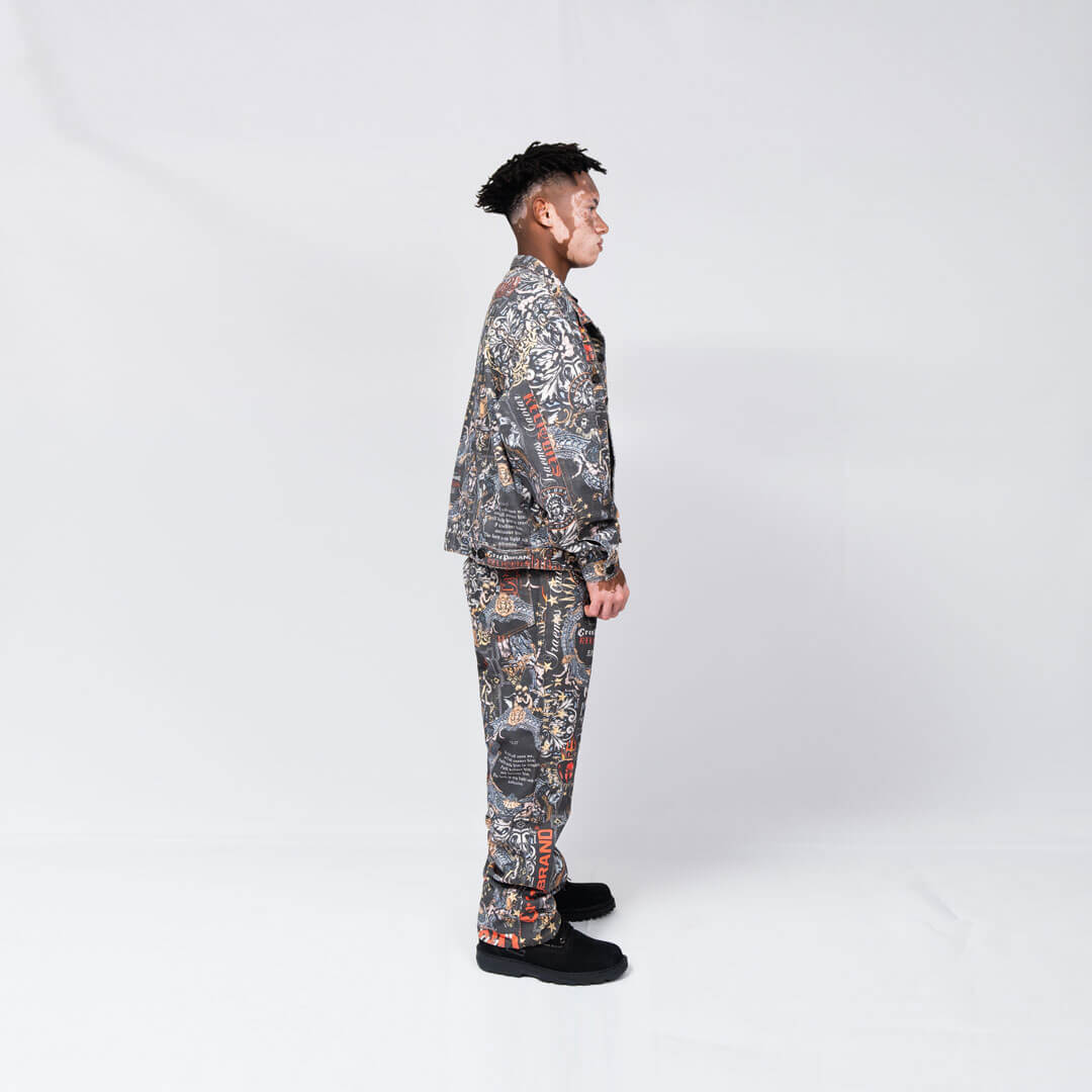 CREEP BRAND RELIQUIES PANTALON DENIM ESTAMPADO
