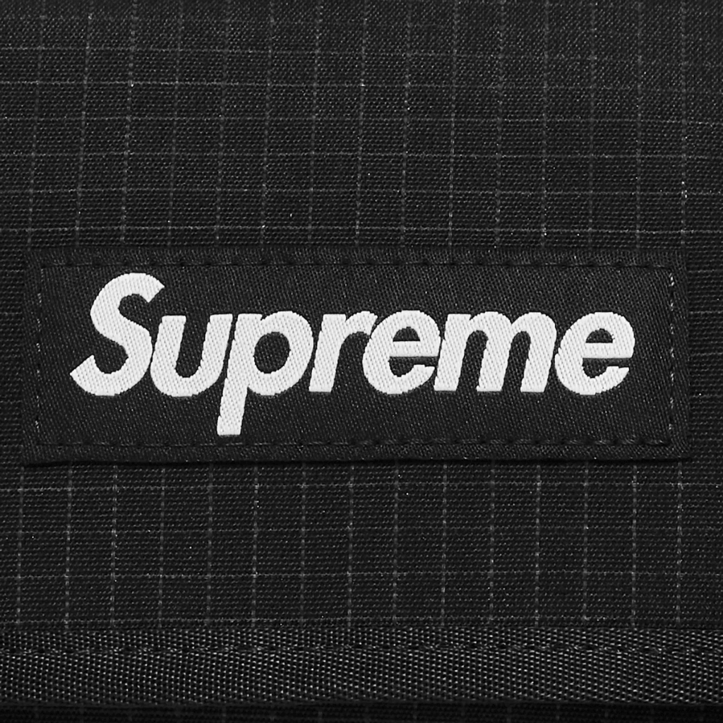 SUPREME MINI DUFFLE BOLSO NEGRO